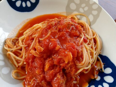 簡単トマトとツナのスパゲッティー